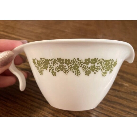CORELLE CRAZY DAISY SPRING BLOSSOM CREAMER Hook Handle Gravy Spout Cup VTG - Picture 1 of 5